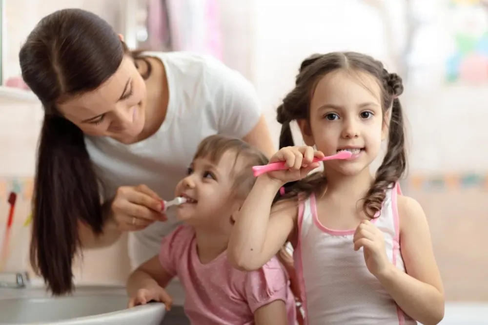 encourage children to brush their teeth